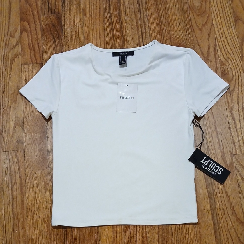 Forever 21 SCULPT TOP NWT